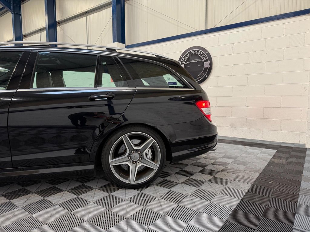 USED 2023 09 MERCEDES-BENZ C CLASS 6.3 C63 V8 AMG Estate 5dr Petrol G-Tronic Euro 4 (457 ps) GENUINE MILES|SUNROOF|LIKE NEW