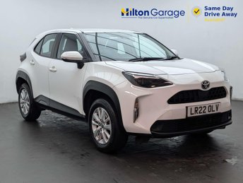 2022 TOYOTA YARIS CROSS