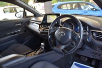 USED 2018 68 TOYOTA C-HR 1.8 VVT-h Design SUV 5dr Petrol Hybrid CVT Euro 6 (s/s) (122 ps) 