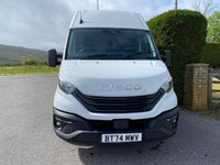 USED 2024 74 IVECO DAILY 35S14 BUISNESS 3520 WB  LWB HIGHTOP REAR WHEELDRIVE 2.3TD 140PS *3500KG TOWING CAPACITY* One Company Owner, 23000 Miles, Balance Of Iveco Warranty, Popular Rear Wheel Drive Model With 3500Kg Towing Capacity And Air Con, Parking Sensors,Media Screen, Cruise & Ply Lining!