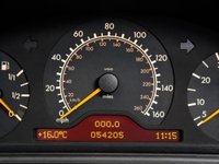 USED 1998 R MERCEDES-BENZ E-CLASS 2.8 E280 Avantgarde Saloon 4dr Petrol Manual (190 bhp) DESIGNO PRE MERGER AMG W210