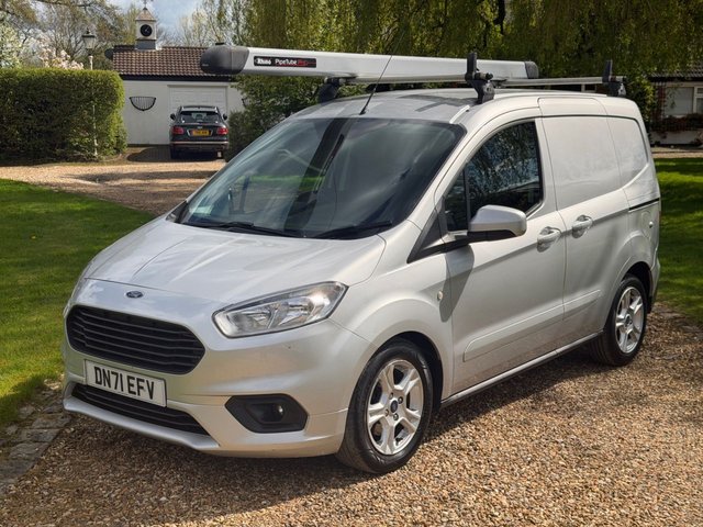 2021 71 Ford Transit Courier 1.5 TDCi Limited Panel Van 5dr Diesel Manual L1 Euro 6 (100 ps)