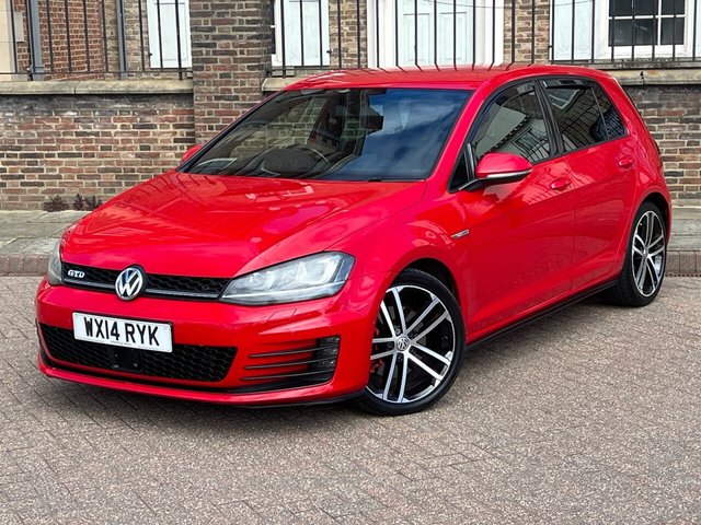 View our VOLKSWAGEN GOLF