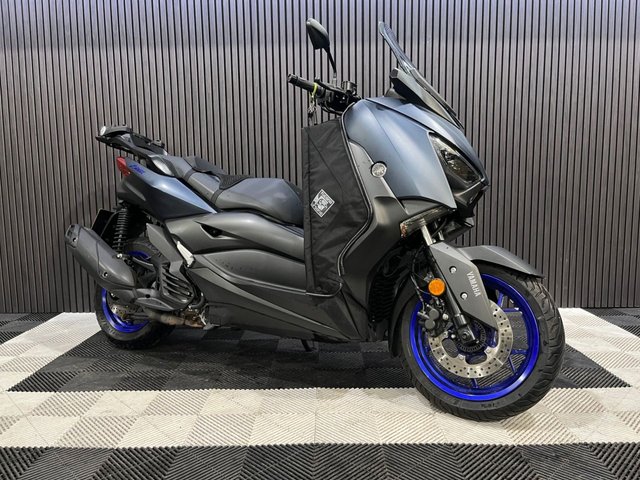 View our YAMAHA XMAX 125