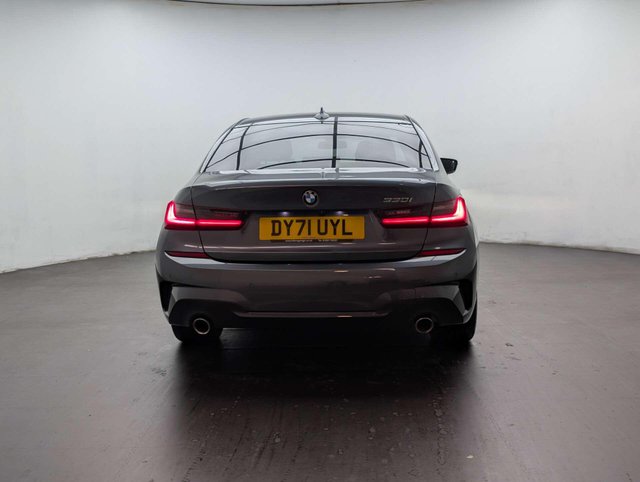 USED 2021 71 BMW 3 SERIES 2.0 330i M Sport Auto 4dr CLICK+COLLECT / HOME DELIVERY