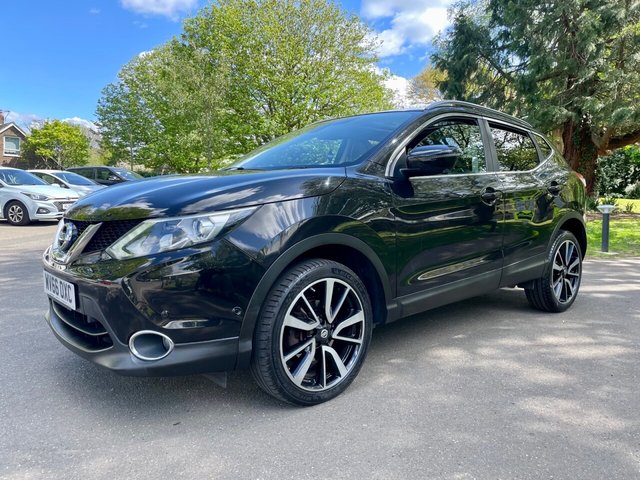 NISSAN QASHQAI at JA Autos Ltd