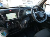 USED 2025 75 IVECO DAILY 2.3D 35S14 136 BHP MEDIUM HIGH ROOF BUSINESS AUTOMATIC AUTOMATIC | MEDIUM | BUSINESS PACK