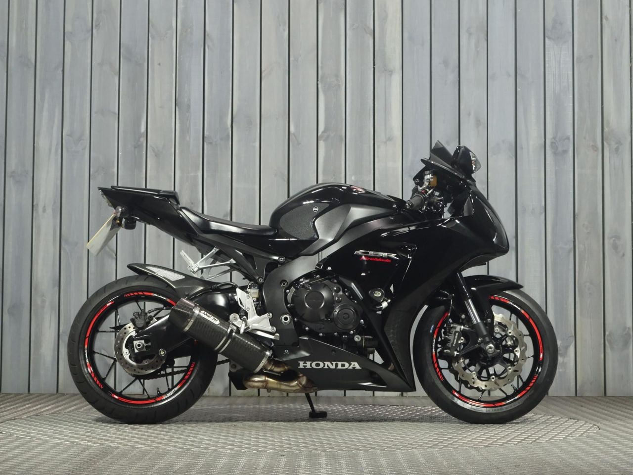 HONDA CBR1000RR FIREBLADE