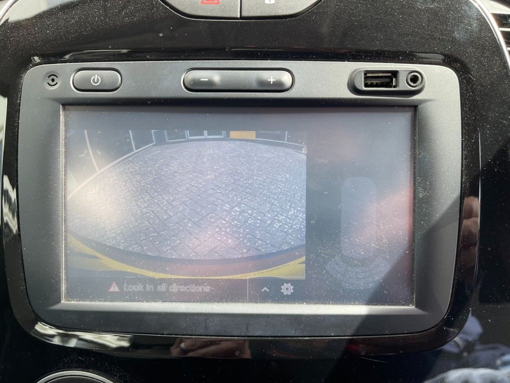 USED 2018 68 RENAULT CAPTUR 1.5 dCi ENERGY Iconic SUV 5dr Diesel EDC Euro 6 (s/s) (90 ps) 