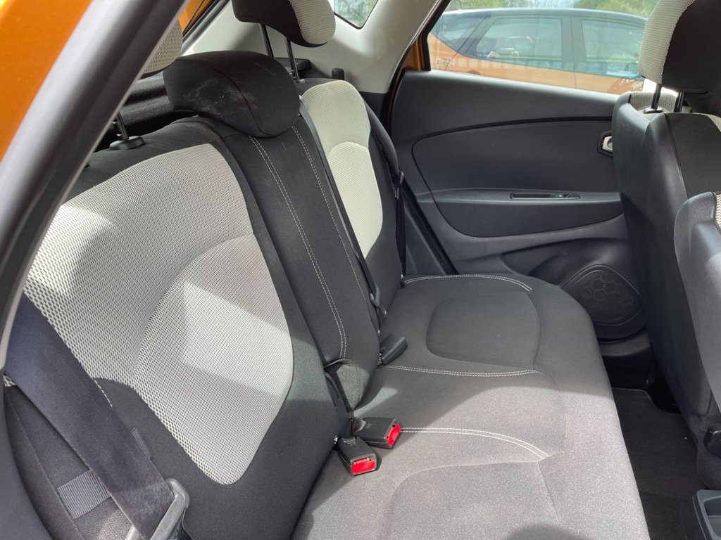 USED 2018 68 RENAULT CAPTUR 1.5 dCi ENERGY Iconic SUV 5dr Diesel EDC Euro 6 (s/s) (90 ps) 