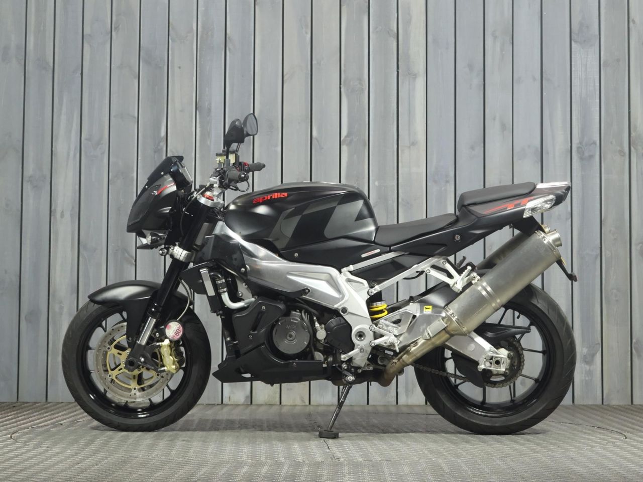 APRILIA TUONO 1000