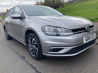 2019 VOLKSWAGEN GOLF