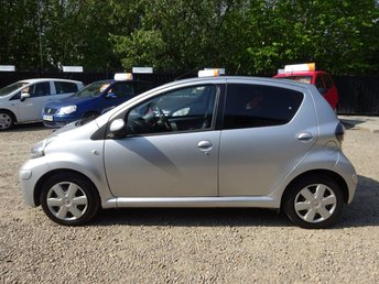 2011 TOYOTA AYGO