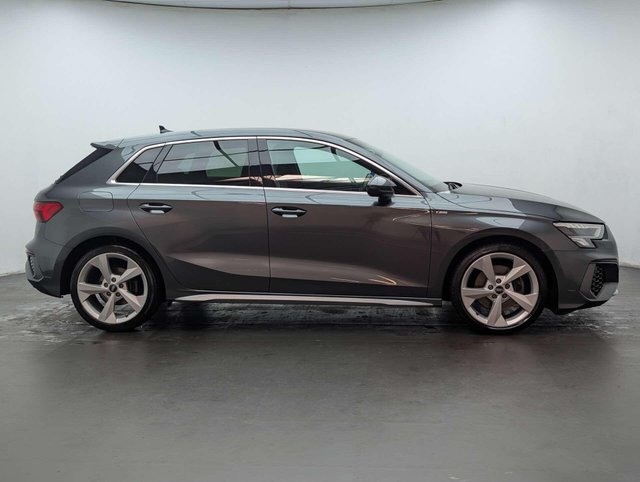 USED 2021 21 AUDI A3 1.5 A3 Sportback 35 TFSI S Line 5dr CLICK+COLLECT / HOME DELIVERY