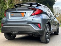 USED 2021 70 TOYOTA C-HR 1.8 VVT-h Dynamic SUV 5dr Petrol Hybrid CVT Euro 6 (s/s) (122 ps) TOYOTA WARRANTY - LEATHER