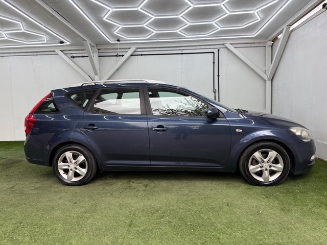 View our KIA CEED