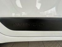 USED 2018 18 RENAULT TWINGO 1.0 SCe Play Hatchback 5dr Petrol Manual Euro 6 (70 ps) 