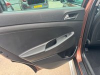 USED 2017 17 HYUNDAI TUCSON 1.7 CRDi Blue Drive Premium SUV 5dr Diesel DCT Euro 6 (s/s) (141 ps) 12 MONTHS MOT AND FULL SERVICE