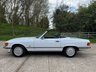 USED 1986 D MERCEDES-BENZ SL 300 3.0L 2d  AUTO  188 BHP Factory Air Conditioning. Rear Seat