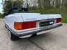 USED 1986 D MERCEDES-BENZ SL 300 3.0L 2d  AUTO  188 BHP Factory Air Conditioning. Rear Seat