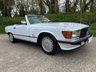 USED 1986 D MERCEDES-BENZ SL 300 3.0L 2d  AUTO  188 BHP Factory Air Conditioning. Rear Seat