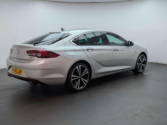 USED 2018 68 VAUXHALL INSIGNIA 1.6 Insignia Elite Nav T 5dr CLICK+COLLECT / HOME DELIVERY