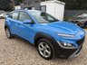 USED 2021 21 HYUNDAI KONA 1.0 T-GDi MHEV SE Connect SUV 5dr Petrol Hybrid Manual Euro 6 (s/s) (120 ps) 48,701 MILES+THIS VEHICLE WILL COME WITH A NEW 12 MONTH MOT+8 INCH TOUCHSCREEN DISPLAY WITH AUDIO AND SMART DEVICE+BLUETOOTH CONNECTIVITY+AIR-CONDITIONING+AUTOMATIC HEADLIGHTS WITH DUSK SENSOR+PARKING ASSISTANCE WITH PARKING CAMERA+'SURFY BLUE' PAINT+17 INCH ALLOY WHEEL