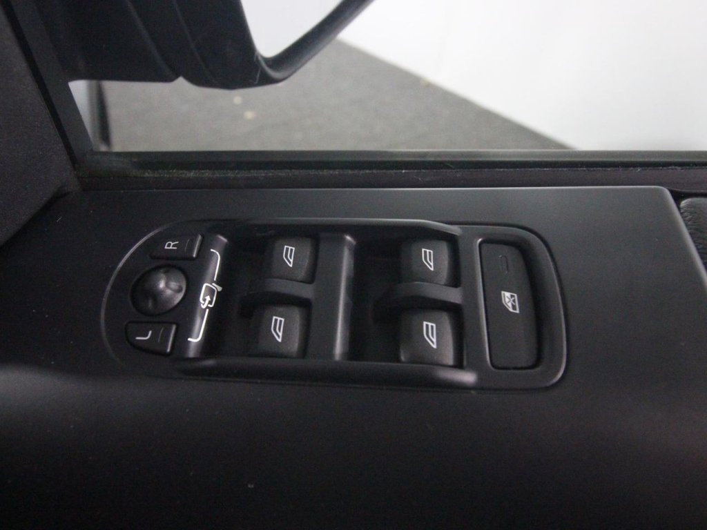 USED 2013 63 LAND ROVER FREELANDER 2 2.2 SD4 Dynamic SUV 5dr Diesel CommandShift 4WD Euro 5 (190 ps) 
