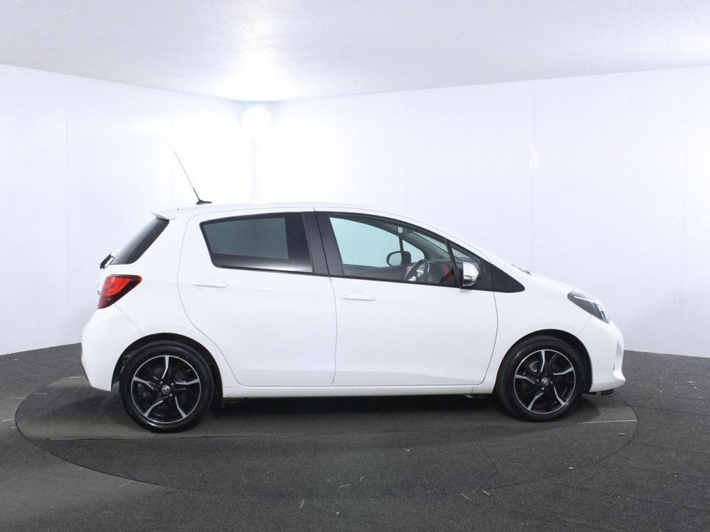 USED 2014 64 TOYOTA YARIS 1.33 Dual VVT-i Sport Hatchback 5dr Petrol Manual Euro 5 Euro 5 (99 ps) 