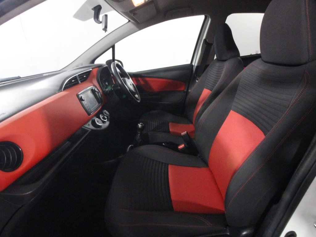 USED 2014 64 TOYOTA YARIS 1.33 Dual VVT-i Sport Hatchback 5dr Petrol Manual Euro 5 Euro 5 (99 ps) 