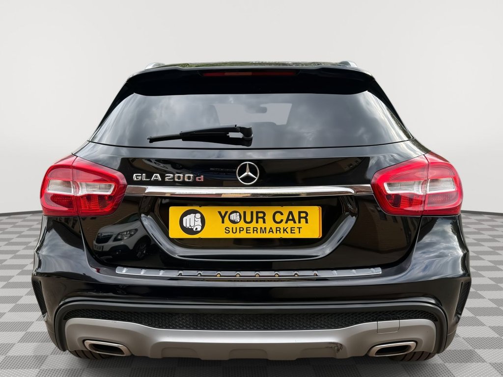 USED 2016 16 MERCEDES-BENZ GLA 2.1 GLA200d AMG Line SUV 5dr Diesel 7G-DCT Euro 6 (s/s) (136 ps) Rear Camera, Electric Tailgate