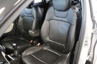 USED 2019 19 RENAULT CAPTUR 1.5 dCi ENERGY GT Line SUV 5dr Diesel Manual Euro 6 (s/s) (90 ps) ***SERVICE HISTORY***SAT NAV***BLUETOOTH***AUTO ANDROID***FRONT AND REAR PARKING AID***REVERSE PARK CAMERA***TOUCH SCREEN MEDIA***PRIVACY GLASS***BLACK LEATHER ***HEATED SEATS***CRUISE CONTROL***FOLDING DOOR MIRRORS***BLIND SPOT DETECTION***PARK ASSIST***