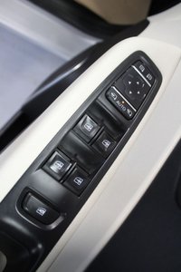 USED 2019 19 RENAULT CAPTUR 1.5 dCi ENERGY GT Line SUV 5dr Diesel Manual Euro 6 (s/s) (90 ps) ***SERVICE HISTORY***SAT NAV***BLUETOOTH***AUTO ANDROID***FRONT AND REAR PARKING AID***REVERSE PARK CAMERA***TOUCH SCREEN MEDIA***PRIVACY GLASS***BLACK LEATHER ***HEATED SEATS***CRUISE CONTROL***FOLDING DOOR MIRRORS***BLIND SPOT DETECTION***PARK ASSIST***
