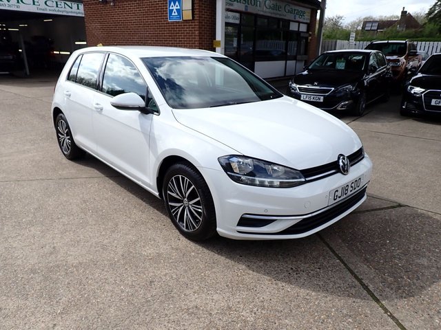 View our Volkswagen Golf