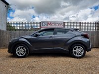 USED 2023 TOYOTA C-HR 1.8 VVT-h GPF Icon SUV 5dr Petrol Hybrid CVT Euro 6 (s/s) (122 ps) ** WE OFFER FINANCE ON THIS CAR **