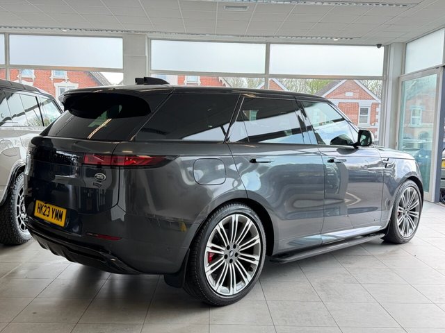 View our LAND ROVER RANGE ROVER SPORT