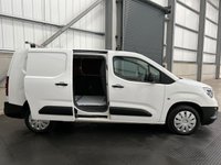 USED 2021 21 VAUXHALL COMBO 2300 1.5 100PS TURBO D L2 LWB DYNAMIC - NO VAT 