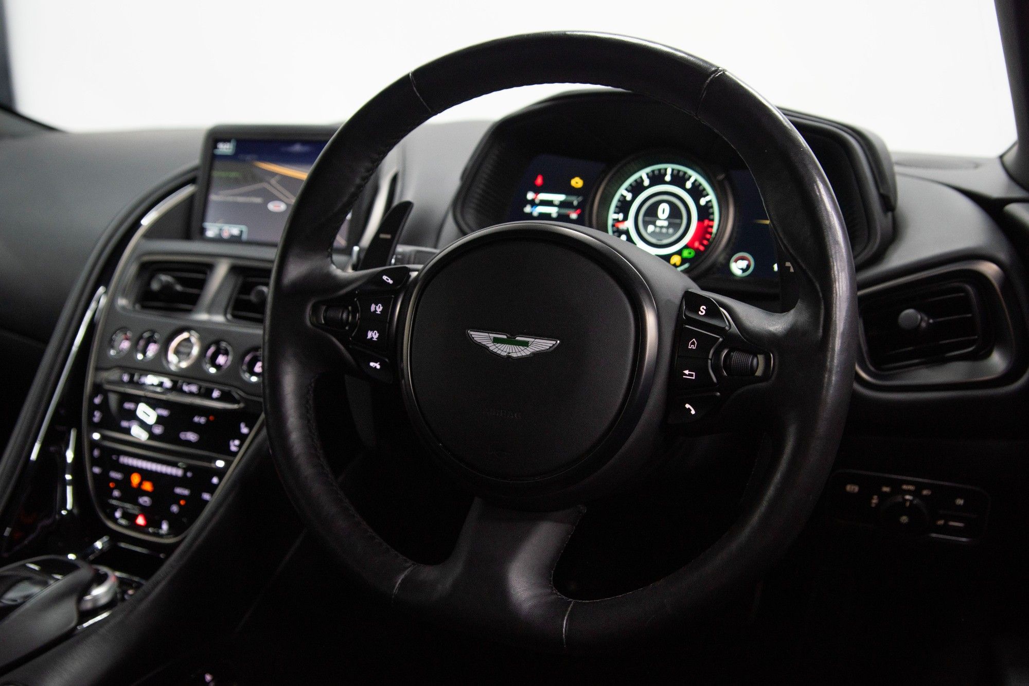 USED 2019 H ASTON MARTIN DB11 5.2 V12 BiTurbo AMR Coupe 