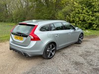 USED 2017 67 VOLVO V60 2.0 T4 R-Design Lux Nav Estate 5dr Petrol Manual Euro 6 (s/s) (190 ps) 
