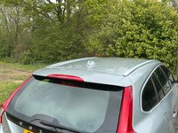 USED 2017 67 VOLVO V60 2.0 T4 R-Design Lux Nav Estate 5dr Petrol Manual Euro 6 (s/s) (190 ps) 