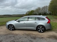 USED 2017 67 VOLVO V60 2.0 T4 R-Design Lux Nav Estate 5dr Petrol Manual Euro 6 (s/s) (190 ps) 