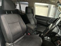 USED 2017 66 MITSUBISHI SHOGUN 3.2 DI-DC 187PS SG2 AUTO 4WD SWB 3DR SUV  