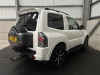 USED 2017 66 MITSUBISHI SHOGUN 3.2 DI-DC 187PS SG2 AUTO 4WD SWB 3DR SUV  