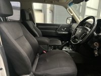 USED 2017 66 MITSUBISHI SHOGUN 3.2 DI-DC 187PS SG2 AUTO 4WD SWB 3DR SUV  