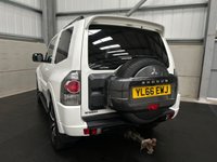 USED 2017 66 MITSUBISHI SHOGUN 3.2 DI-DC 187PS SG2 AUTO 4WD SWB 3DR SUV  