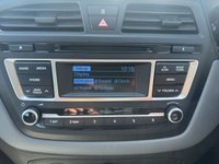 USED 2015 15 HYUNDAI I20 1.4 CRDi SE Hatchback 5dr Diesel Manual Euro 6 (90 ps) &pound;200 TO SECURE - DELIVERY AVAILABLE