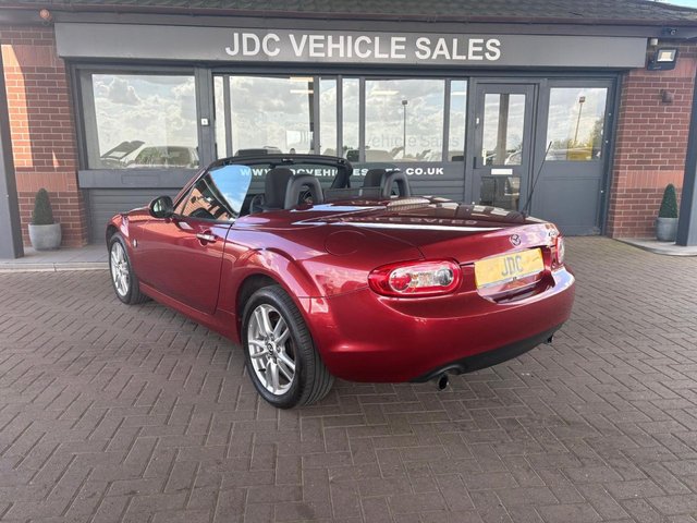 View our MAZDA MX-5