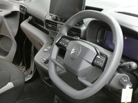 USED 2025 25 CITROEN E-BERLINGO 52kWh PLUS XL MPV 5dr Electric Auto (7.4kW Charger) (136 ps) 7 SEATS CARPLAY CRUISE CONTROL PARKING SENSORS 3 x ISOFIX POINTS ON 2ND ROW 1 OWNER WARRANTY