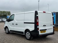 USED 2022 72 RENAULT TRAFIC 2.0 dCi Blue SL28 Business Panel Van 5dr Diesel Manual L1 H1 Euro 6 (s/s) (130 ps) 
