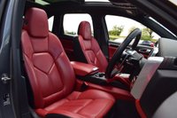 USED 2017 17 PORSCHE CAYENNE 4.2 TD V8 S SUV 5dr Diesel TiptronicS 4WD Euro 6 (s/s) (385 ps) 1 OWNER / PAN ROOF / AIR SUSP